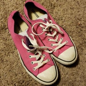 Lightly used Hot Pink Converse Women size 10